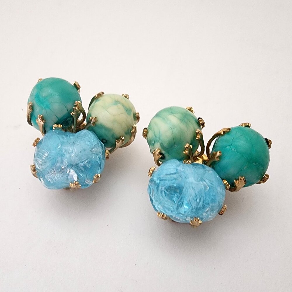 Vintage Vogue Blue & Green Glass Beaded Bauble Clip On Earrings